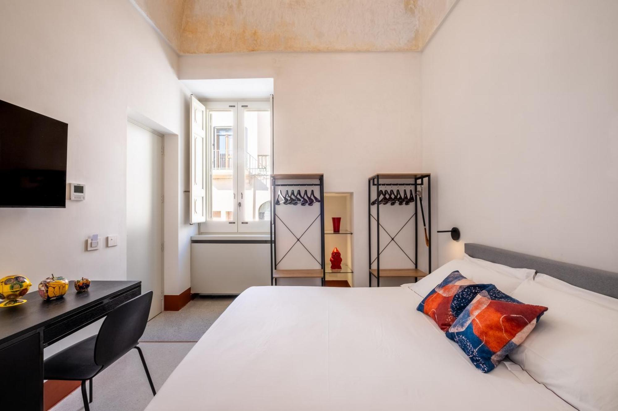 Dimora Del Vescovo Art Boutique Hotel Minervino di Lecce Bagian luar foto