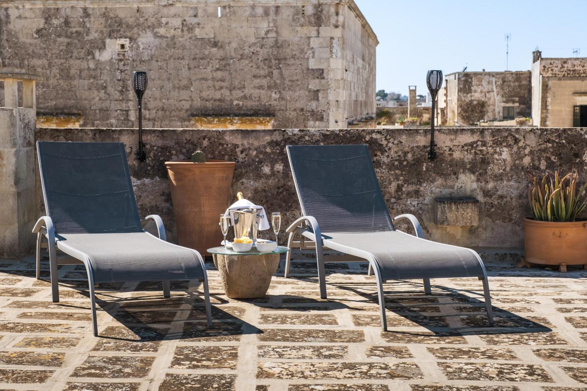 Dimora Del Vescovo Art Boutique Hotel Minervino di Lecce Bagian luar foto